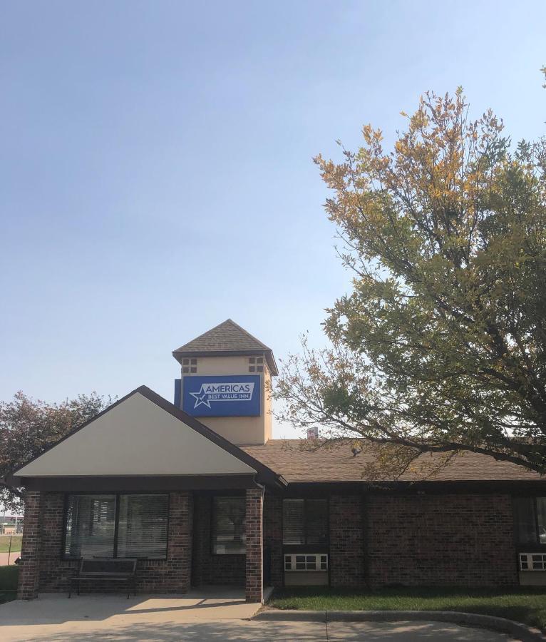 Americas Best Value Inn Onawa Exterior photo