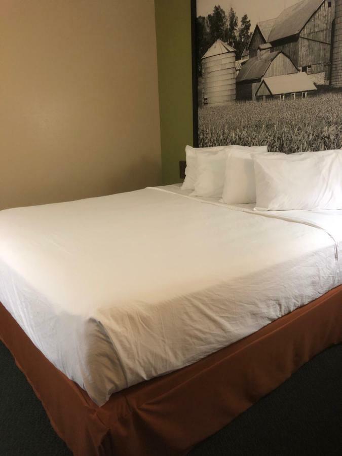 Americas Best Value Inn Onawa Exterior photo